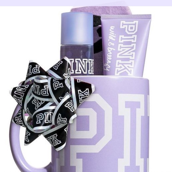PINK Victoria's Secret Other - VS Pink Gift Set